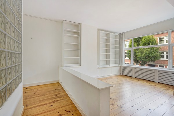 Medium property photo - Stuyvesantstraat 335, 2593 GK Den Haag